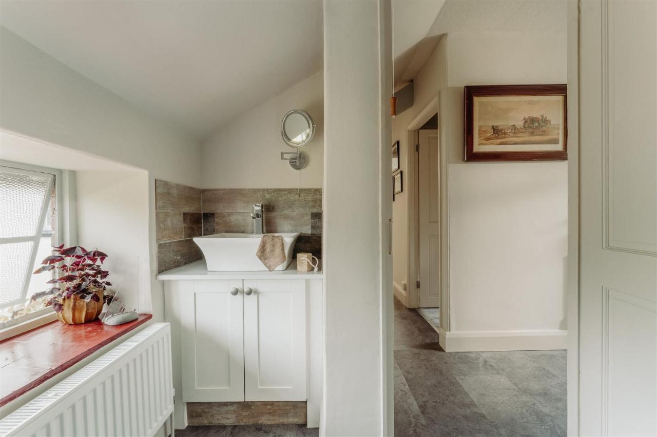 Apartamento The Stables - Charming 15Th-Century Rural Bolthole Newton Abbot Exterior foto